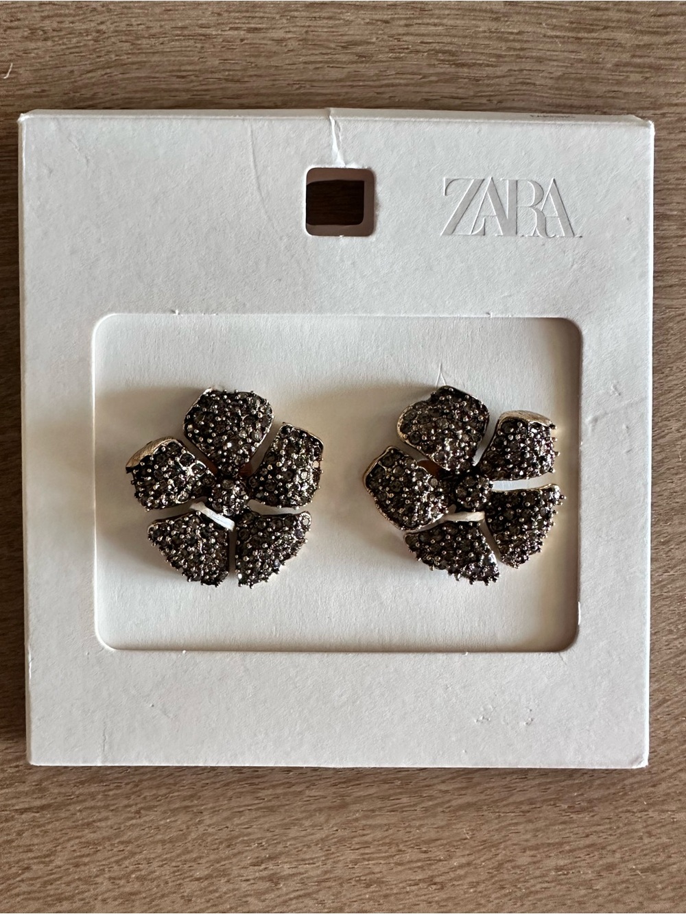 Zara Floral Earrings